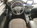 Used 2020 Ford Escape SE image 2