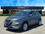 Used 2021 Nissan Rogue Sport SV image 2