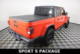 Used 2023 Jeep Gladiator Sport image 3