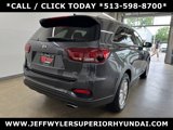 Used 2019 Kia Sorento AWD V6 w/ LX V6 Convenience Package image 3