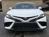 Used 2022 Toyota Camry SE image 2