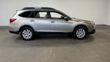 Used 2017 Subaru Outback 2.5i Premium image 2