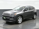 Used 2022 Jeep Compass Latitude w/ Convenience Group image 2