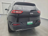 Used 2018 Jeep Cherokee Limited image 6