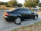 Used 2021 Toyota Camry LE image 5