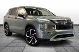 Used 2022 Mitsubishi Outlander SE image 2