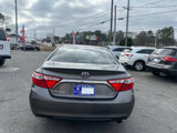 Used 2017 Toyota Camry SE image 5
