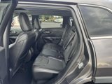 Used 2019 Jeep Cherokee Limited w/ Technology Group image 5