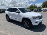 Used 2020 Jeep Grand Cherokee Laredo w/ Laredo X Package image 2