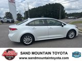 Used 2022 Toyota Corolla LE image 3