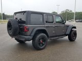 Used 2018 Jeep Wrangler Unlimited Rubicon w/ Dual Top Group image 4
