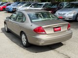 Used 2004 Ford Taurus LX image 4