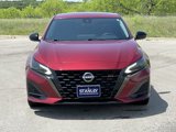 Used 2023 Nissan Altima 2.5 SR w/ SR Premium Package image 2
