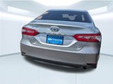 Used 2018 Toyota Camry SE image 5