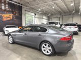 Used 2019 Jaguar XE Premium image 3