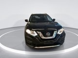 Used 2019 Nissan Rogue SV image 2