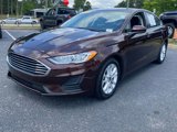 Used 2019 Ford Fusion SE image 2