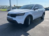 Used 2023 Kia Sorento LX image 3