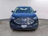 Used 2021 Ford Edge SE image 2