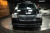 Used 2016 Chrysler Town & Country Touring image 3