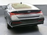 Used 2024 Hyundai Elantra SEL image 4