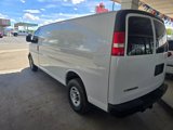 Used 2017 Chevrolet Express 2500 Extended image 2