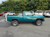 Used 1995 Nissan Pickup XE image 2