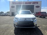 Used 2017 Mitsubishi Outlander GT image 2