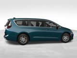 New 2025 Chrysler Pacifica Select image 6