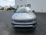 Used 2022 Jeep Compass Latitude image 3