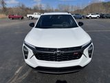 New 2025 Chevrolet Trax RS w/ Sunroof Package image 2