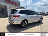 Used 2015 Nissan Pathfinder Platinum image 4