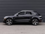 Certified 2024 Porsche Macan image 2