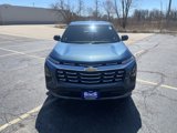 Used 2025 Chevrolet Equinox LT image 2