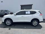 Used 2015 Nissan Rogue SV w/ SV Premium Package image 3