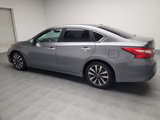 Used 2017 Nissan Altima 2.5 SV image 3