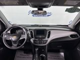 Used 2019 Chevrolet Equinox LT image 2