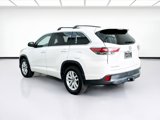 Used 2016 Toyota Highlander LE image 6
