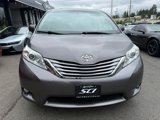 Used 2016 Toyota Sienna XLE image 2
