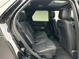 Used 2025 Land Rover Discovery Dynamic SE image 5