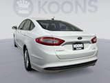 Used 2016 Ford Fusion SE image 4