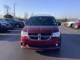 Used 2017 Dodge Grand Caravan SXT image 2
