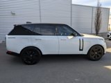 Used 2023 Land Rover Range Rover SE image 2