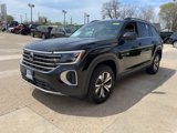 New 2025 Volkswagen Atlas SE image 2
