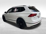 Used 2020 Volkswagen Tiguan SE R-Line image 4