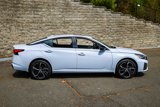 Used 2023 Nissan Altima 2.5 SR w/ SR Premium Package image 3