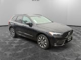 Used 2023 Volvo XC60 B5 Plus image 3
