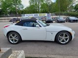 Used 2009 Pontiac Solstice GXP w/ Club Sport Package image 3