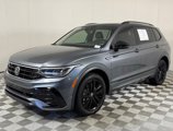 Used 2022 Volkswagen Tiguan SE R-Line image 2
