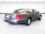 Used 2004 Lincoln Town Car Ultimate image 4